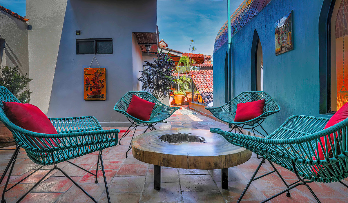 Shared Courtyard Space