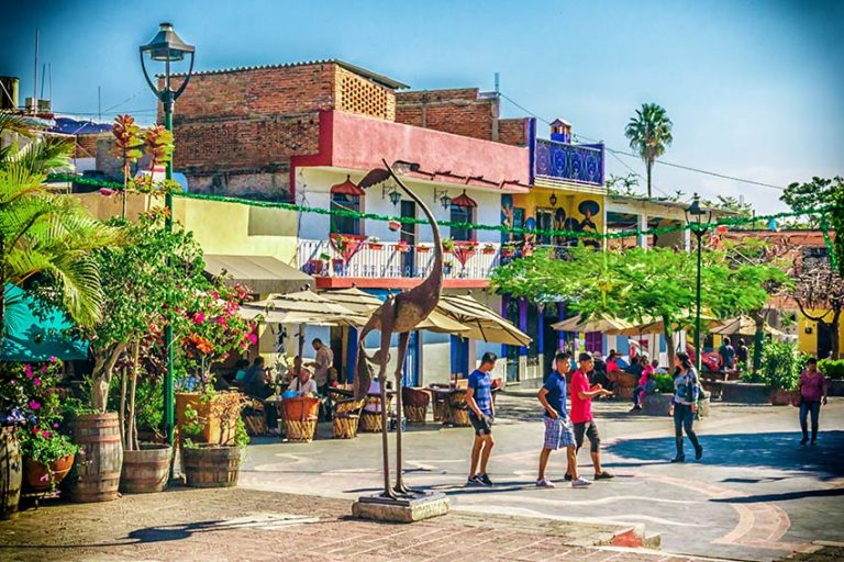 Ajijic, Jalisco, Mexico and Casa del Sol Inn You!