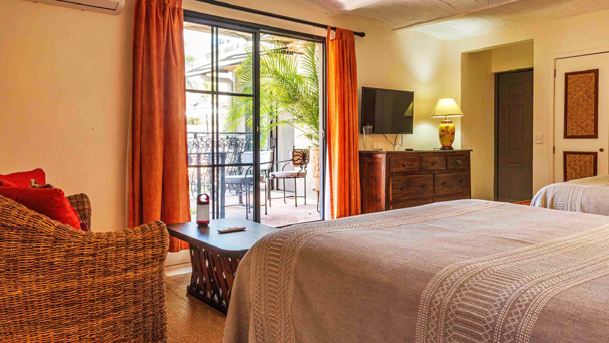 room 7 view to balcony